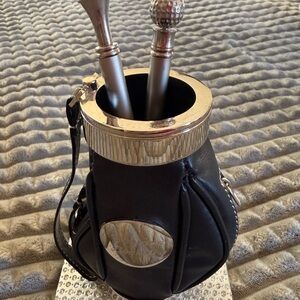 Black and Silver Golf Club Pen Holder